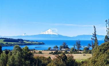 CASA 4 DORMITORIOS CON VISTA AL LAGO Y VOLCANES EN TOTORAL