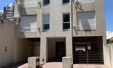 Departamento en  Beccar a mts Av y Estacion Mitre  2 amb