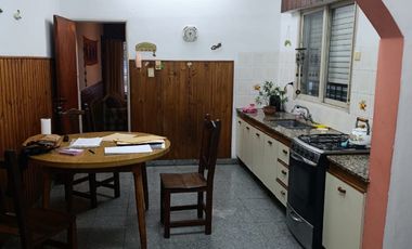 PH 3 ambientes + depto 2 ambientes