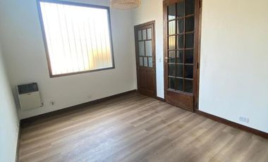 PH en Planta Alta - SOLO APTO PROFESIONAL - con galeria