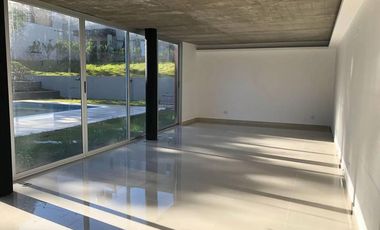 DUPLEX EN COMPLEJO DE CATEGORIA