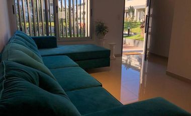 DUPLEX EN COMPLEJO DE CATEGORIA