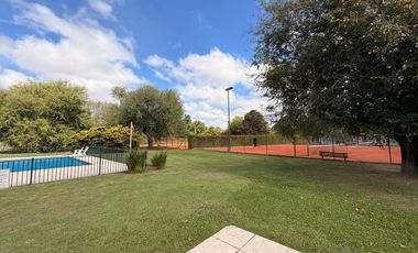 Olivos golf en alquiler anual, tres dormitorios, 2 baños