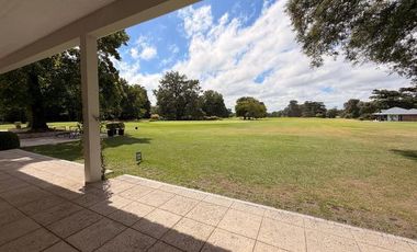 Olivos golf en alquiler anual, tres dormitorios, 2 baños