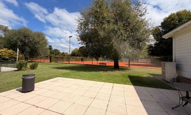 Olivos golf en alquiler anual, tres dormitorios, 2 baños