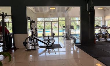 Olivos golf en alquiler anual, tres dormitorios, 2 baños