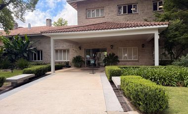 Olivos golf en alquiler anual, tres dormitorios, 2 baños
