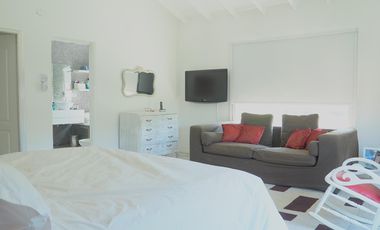 Olivos golf en alquiler anual, tres dormitorios, 2 baños