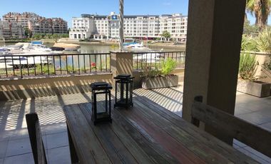 Venta Departamento 2 ambientes vista al rio en Terrazas de la Bahia  Nordelta