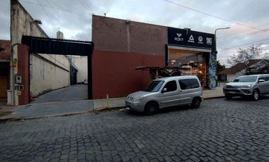 Locales en esquina