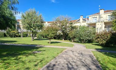 Alquiler Anual Monoambiente jardin y cochera - Alto del Molino- Pilar