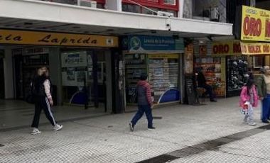 Local en Lomas de Zamora Oeste