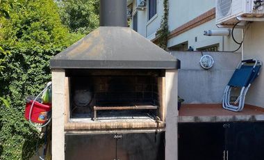 Casa tríplex en alquiler, en barrio cerrado, en Victoria, San Fernando.
