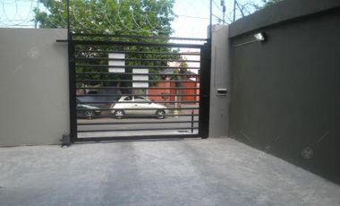 Alquiler o Venta - Cochera Fija en Segundo Piso! - Quilmes