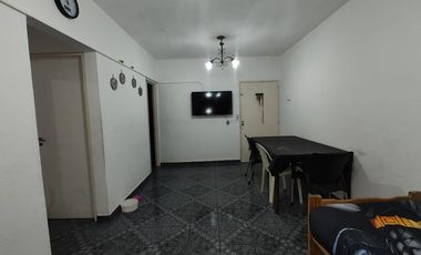 Departamento en  venta de 2 ambientes con balcón - Sarandí