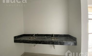 Local Comercial en alquiler Apto Gastronómico con 17 metros de frente - Beccar