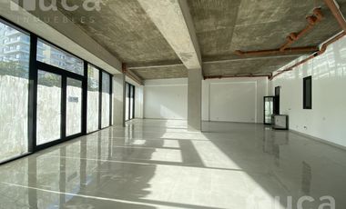 Local Comercial en alquiler Apto Gastronómico con 17 metros de frente - Beccar