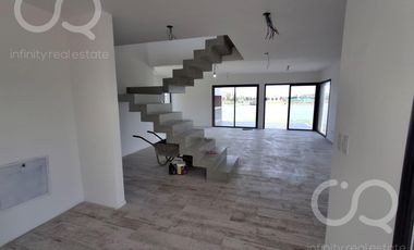Casa en San Sebastian en AREA 7, A ESTRENAR
