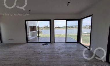Casa en San Sebastian en AREA 7, A ESTRENAR
