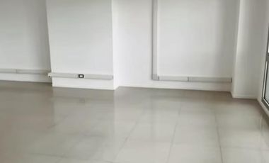 Exclusiva Oficina en Alquiler