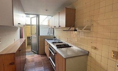 Renta casa en privada con vigilancia las 24 horas cerca Av. Observatorio
