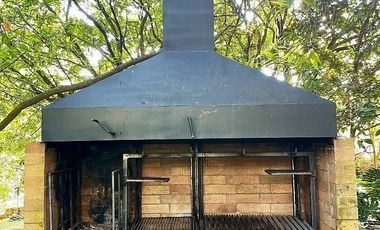 Renta casa en Malinalco, con alberca y gran jardín