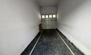 Casa de 4 habitaciones en avenida avellaneda al 600