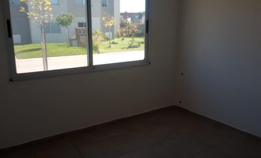 Casas de Santa Ana | Alquiler | Casa de 2 dormitorios y playroom o 3er dormitorio