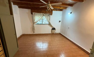 Casa 3 ambientes en alquiler