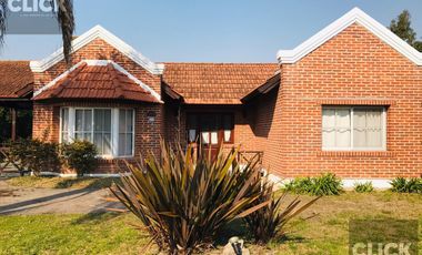 Casa en alquiler AMOBLADO Echeverria Del Lago