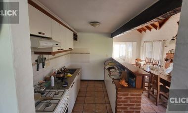 Casa en alquiler AMOBLADO Echeverria Del Lago