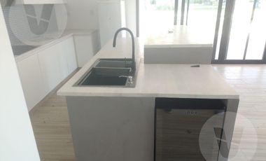 Casa en venta -  Barrio Haras del Sur II