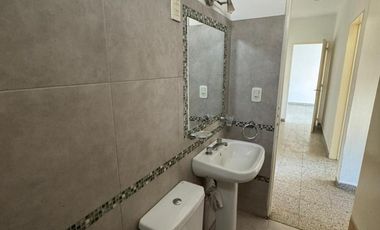 OPORTUIDAD DE IVERSION , DPTO 3 DORMITORIOS CON COCHERA ZONA CENTRO