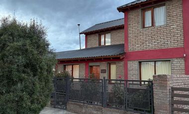 Casa mas departamento interno (JR-6)