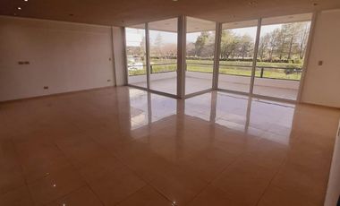 Vendo departamento en Barrio Buenos Aires Village