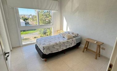 Vendo departamento en Barrio Buenos Aires Village