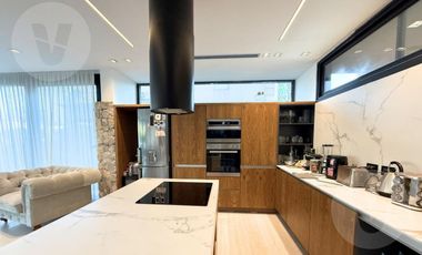 Casa en venta, Saint Thomas Este-Oeste