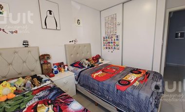 Duplex Miradores de Manantiales! Pileta y galeria!