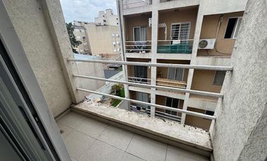 Departamento en Alquiler con cochera 2 ambientes