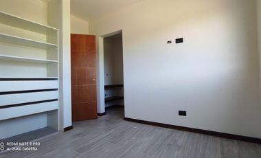 Casa a estrenar con pileta en  venta en Costa Esmeralda