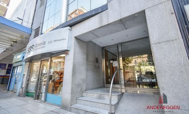 Piso de oficina en Belgrano.