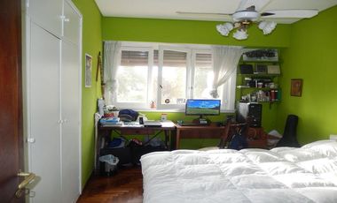 Casa en venta, 5 ambientes, quilmes centro, garage, amplio patio, quincho, pileta