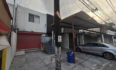 Casa en Venta - Colonia Leones, Monterrey