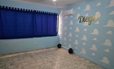 Casa en Venta - Colonia Leones, Monterrey
