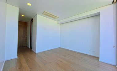 Exclusivo Departamento en Renta en Zona Dorada con Vista al Campo de Golf