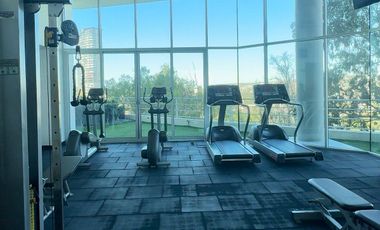 Exclusivo Departamento en Renta en Zona Dorada con Vista al Campo de Golf