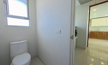 Exclusivo Departamento en Renta en Zona Dorada con Vista al Campo de Golf