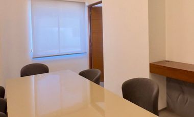Exclusivo Departamento en Renta en Zona Dorada con Vista al Campo de Golf