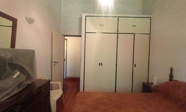 venta de Casa 4 amb, cochera, pileta, sobre lote 1500m2 en Del Viso