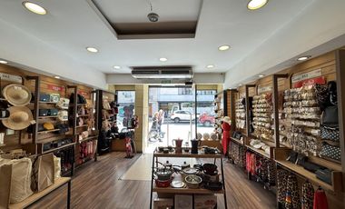 ALQUILER Local comercial 250 m2 sobre Avenida Santa Fe
